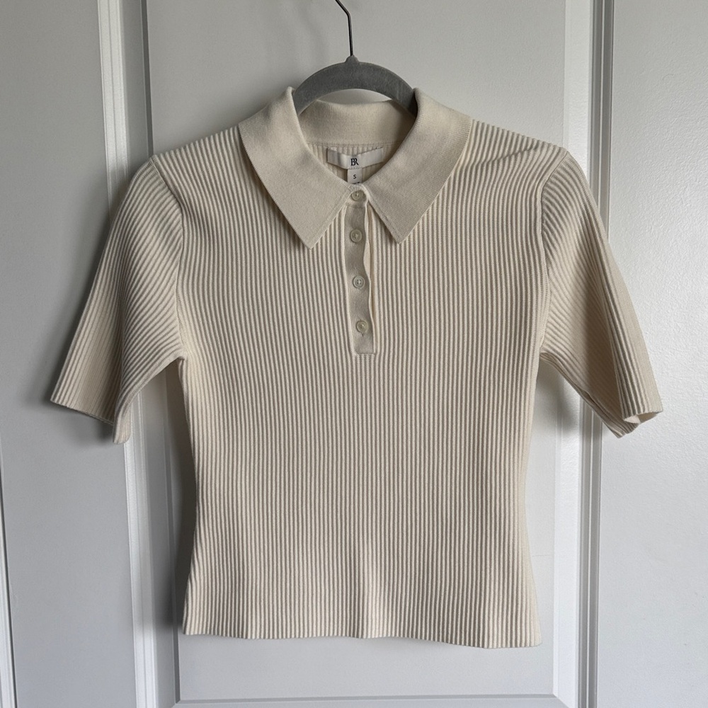 Banana Republic Cream Button Down Ribbed Shirt - Picture 4 of 5